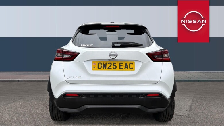 Nissan Juke 1.0 DiG-T N-Connecta 5dr Petrol Hatchback